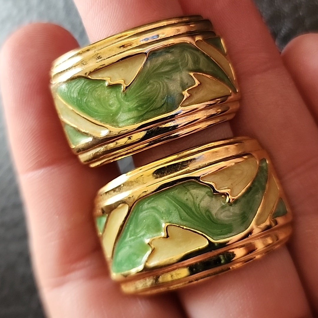 Vtg Earrings